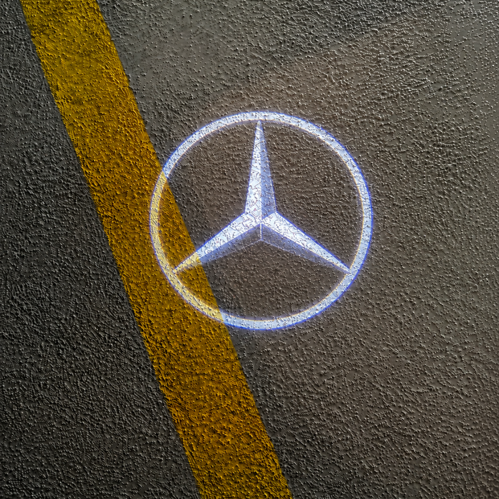 Mercedes Einstiegleuchte